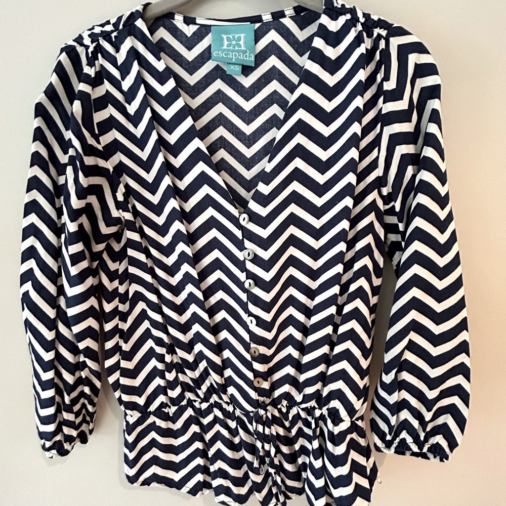 Women’s blouse extra small